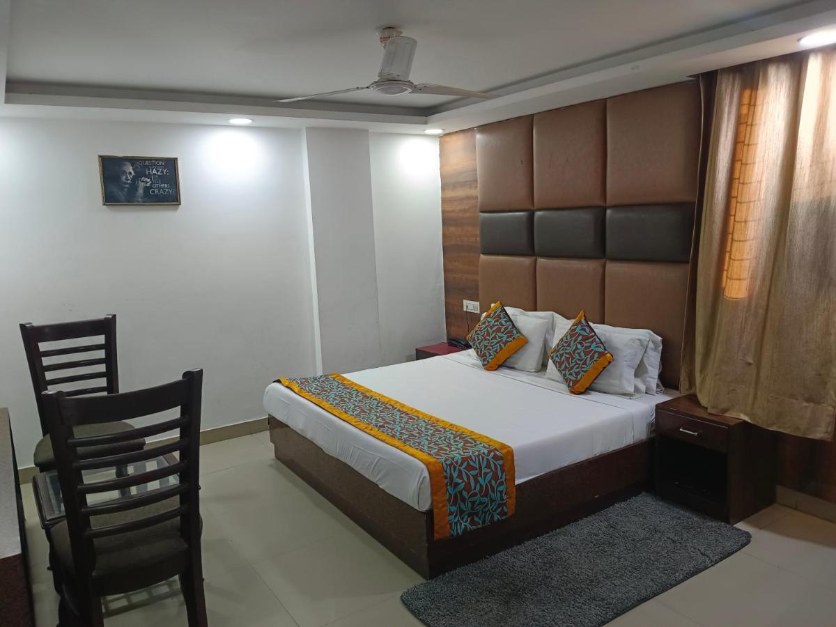 Hotel Aerotech Suite Neu-Delhi Exterior foto